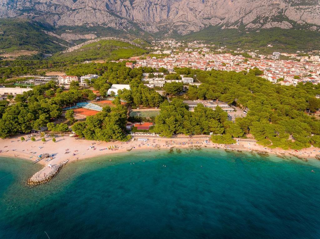 Apartments And Mobile Homes Makarska Eksteriør bilde